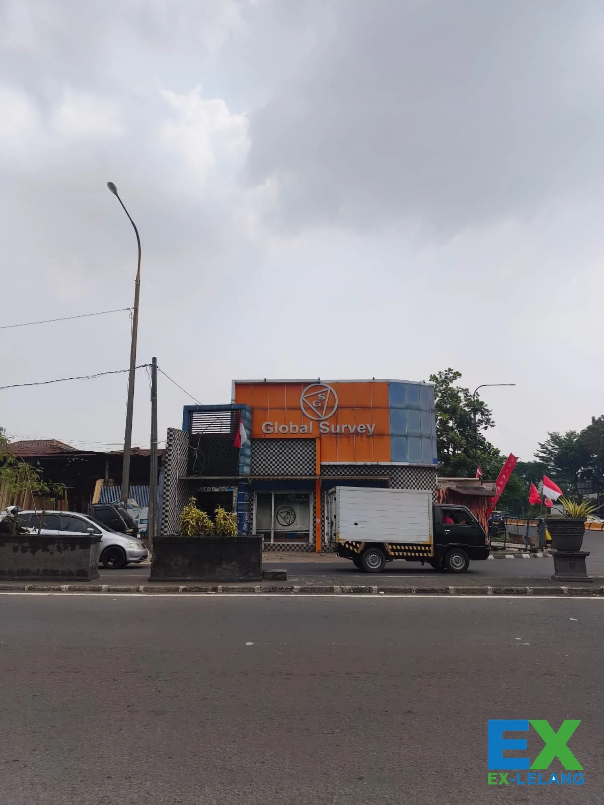 GEDUNG Di Mainroad Pas Exit Tol Moch Toha Kota Bandung Luas 173 m²