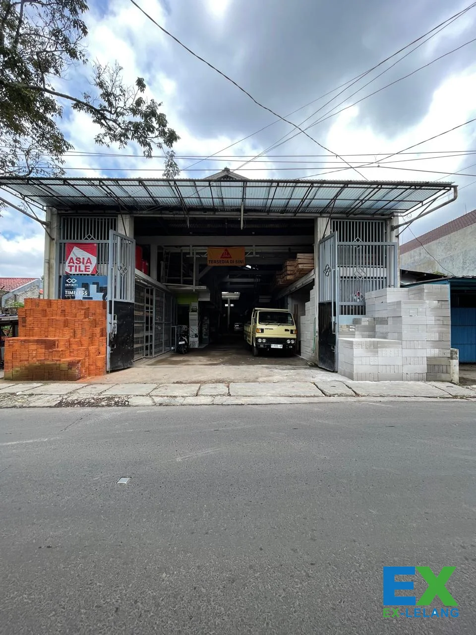 Gudang Ex Matrial Di Rancacili Cipamokolan Bandung Dengan Luas 516 m²