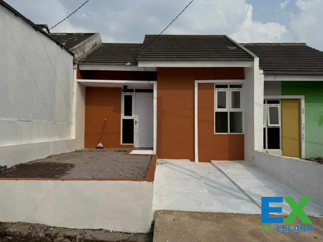 Rumah Murah Luas Tanah 72m  Di Kab. Bandung Komplek Perumahan Buana Cicalengka